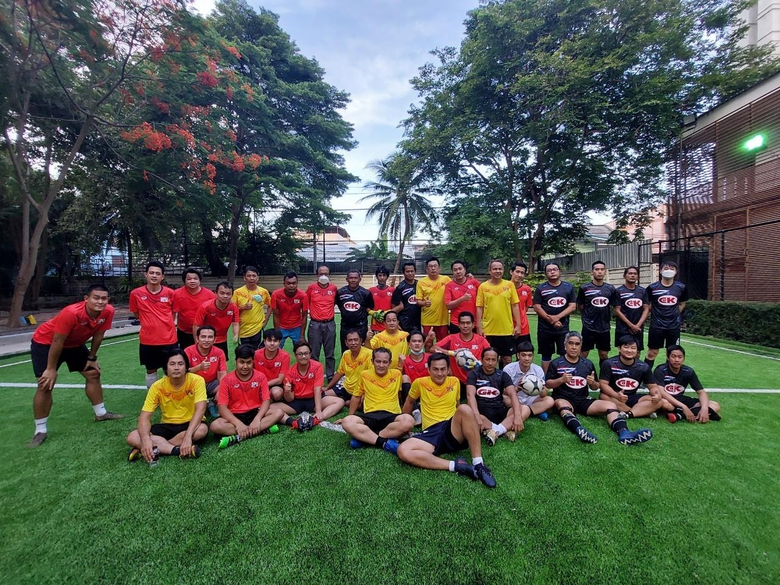 นายโชคชัย สงสม กรรมการผู้จัดการ บริษัท ซี...