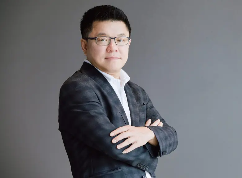 คุณสุรชัย เชษฐโชติศักดิ์ หรือ เฮียฮ้อ ประ...