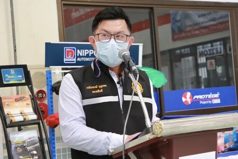 นายประทีป ทรงลำยอง อธิบดีกรมพัฒนาฝีมือแรง...