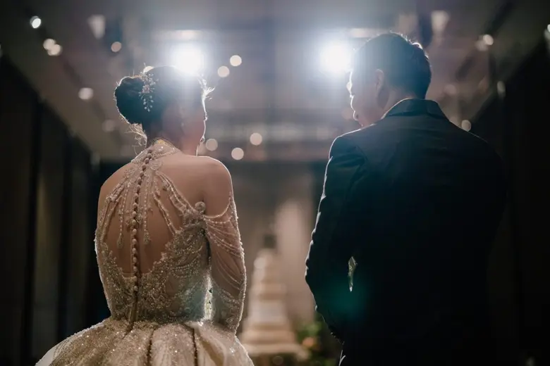 โรงแรม ดิ โอกุระ เพรสทีจ กรุงเทพฯ ขอมอบกา...