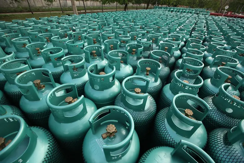 บอร์ด ปตท. อนุมัติช่วยเหลือค่าพลังงานเพิ่มเติม ขยายเวลาตรึงราคา NGV ต่ออีก 3 เดือน ช่วยลดค่าครองชีพประชาชนในยามวิกฤตรวมกว่า 8,000 ล้านบาท