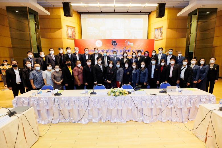 ผศ.วรวิทย์ จตุรพาณิชย์ รองอธิการบดีฝ่ายบร...