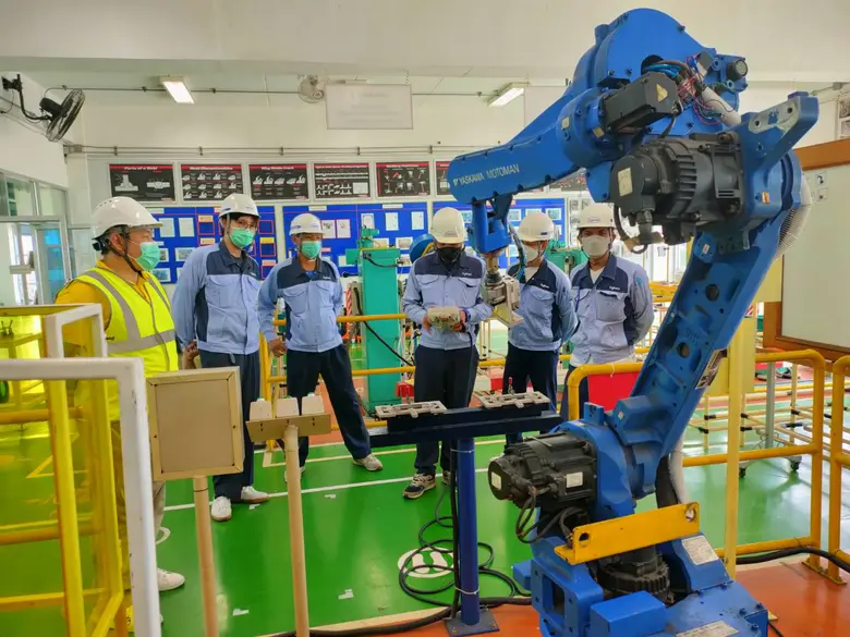 กรมพัฒนาฝีมือแรงงาน เปิดฝึกอบรม หลักสูตร การควบคุมอุปกรณ์นิวแมติกส์ด้วย PLC สำหรับการผลิตชิ้นส่วนยานยนต์ (In house Training)