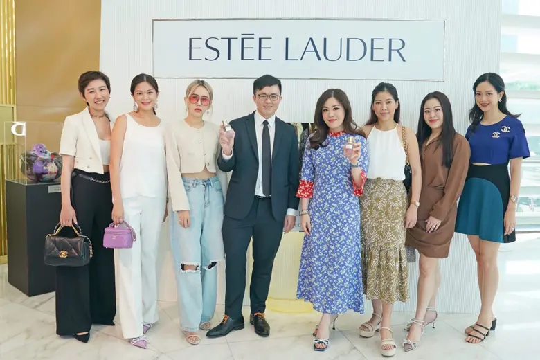 อรุณรุ่ง ศรีวัฒนประภา ผู้ช่วยประธานเจ้าหน...