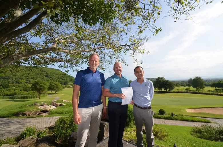 บริษัทแอ๊บโซลูท กอล์ฟ เซอร์วิส (AGS) มีคว...