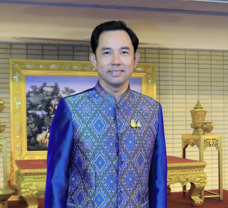 นายอิทธิพล คุณปลื้ม รัฐมนตรีว่าการกระทรวง...