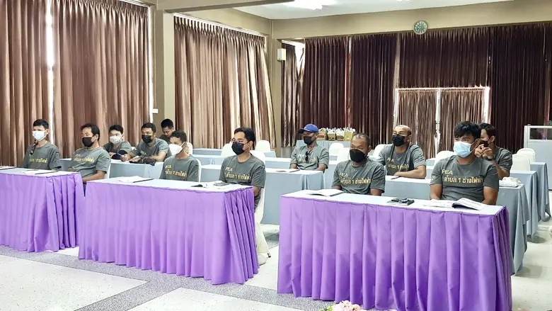 สำนักงานพัฒนาฝีมือแรงงานเพชรบุรี ดำเนินการฝึกอบรม หลักสูตร ช่างเดินสายไฟฟ้าประจำชุมชน ระหว่างวันที่ 27 - 29 มิถุนายน 2565 จำนวน 20 คน