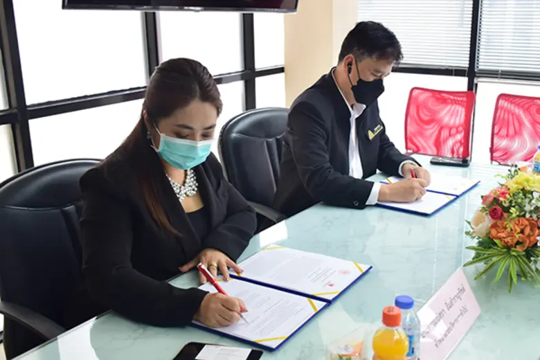 คณะบริหารธุรกิจและอุตสาหกรรมบริการ มจพ. วิทยาเขตปราจีนบุรี MOU กับ บริษัท ไทย ไลอ้อน เมนทารี