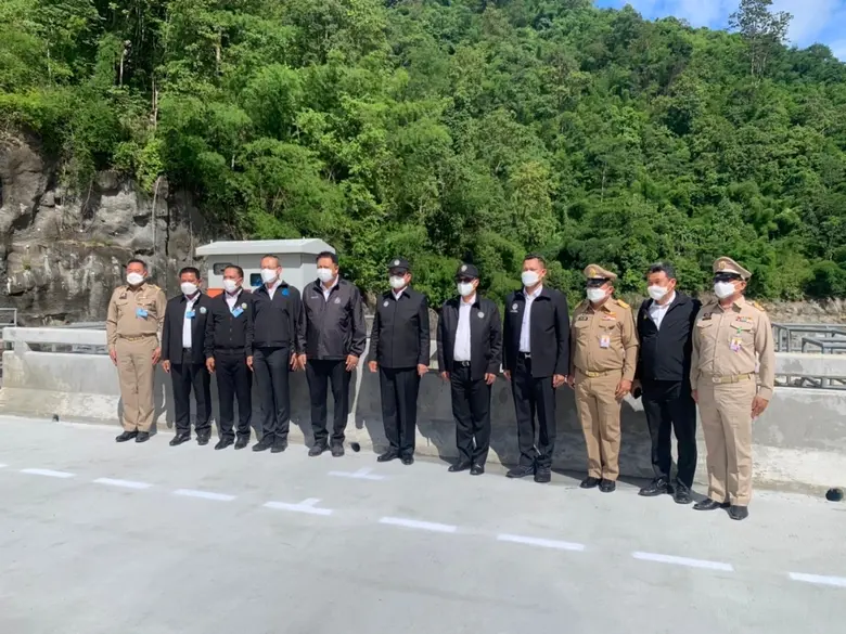 พล.อ.ประยุทธ์ จันทร์โอชา นายกรัฐมนตรีและรัฐมนตรีว่า...