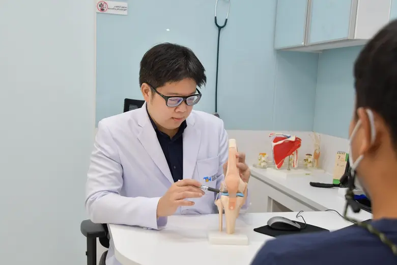 บ่อยครั้งที่ได้เห็นภาพของนักฟุตบอลปะทะกัน...