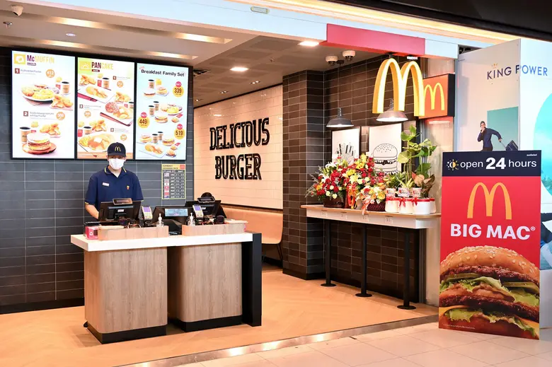 แมคโดนัลด์ พร้อมรับการเปิดประเทศ เปิดตัวสาขาใหม่ล่าสุด สาขาสนามบินสุวรรณภูมิ อาคารผู้โดยสาร ชั้น 3