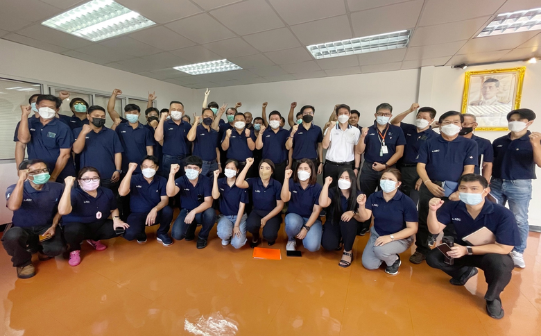 นายสมจิตร์ เปี่ยมเปรมสุข รองประธานกรรมการ...