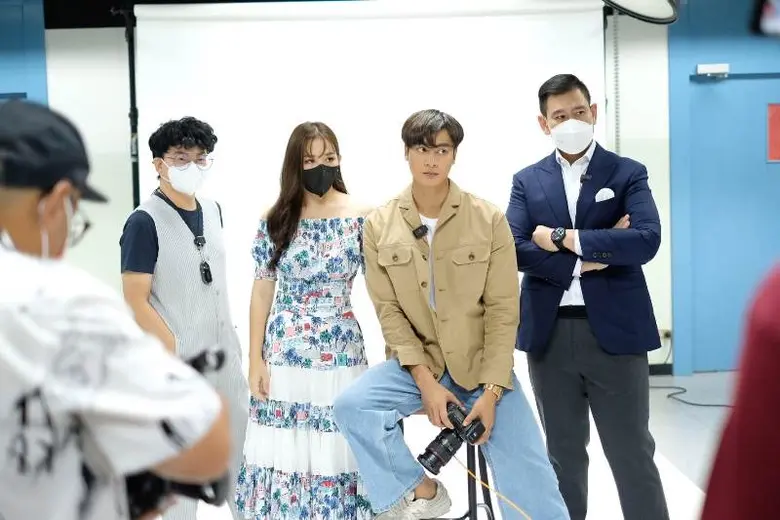 ม.ศรีปทุม ต้อนรับ เลขาฯ รมต.อว. และไอซ์ ภาณุวัฒน์ ดารานักแสดงและศิษย์เก่านิเทศฯ SPU บันทึกเทปรายการ "ออนเดอะเวย์" (ช่อง 3)