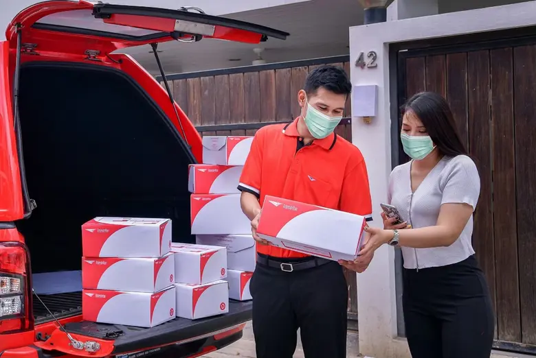 เวลาไหนก็ส่งได้ !! ไปรษณีย์ไทยชูบริการรับฝาก 24 ชม. พร้อมอัพเกรด Pick up Service เรียกได้ 24 ชม. นำร่องที่ศูนย์ไปรษณีย์ EMS แจ้งวัฒนะ เข้ารับฟรี!! ไม่มีขั้นต่ำและค่าบริการเพิ่ม