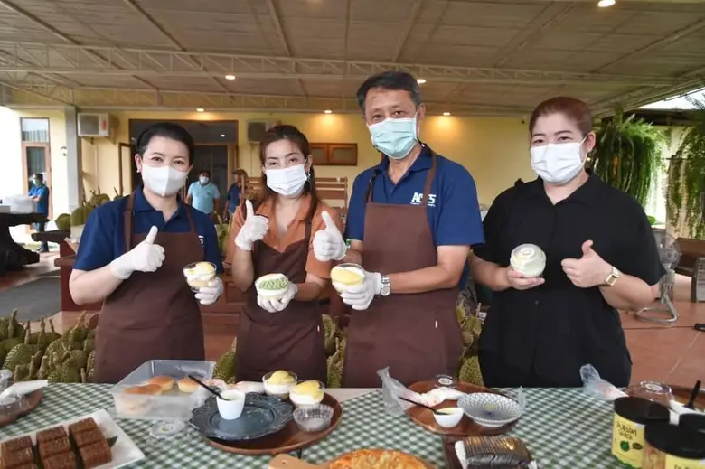 พิศาล เลขาฯ มกอช. ลุยทุเรียนป่าละอู GI แนะเกษตรกรวางมาตรการสร้างความเชื่อมั่นด้านคุณภาพ มาตรฐาน และความปลอดภัย ด้วยระบบตามสอบสินค้าเกษตร QR Trace on Cloud