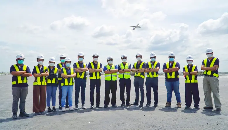 คณะผู้บริหาร บริษัท เอเชี่ยน เอ็นจิเนียริ...