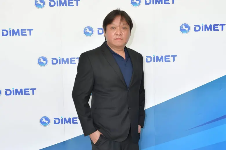 DIMET (Siam) ขยายความสำเร็จร่วมลงทุน SGMP เสริมแกร่งรุกธุรกิจถุงมือทางการแพทย์ รับอานิสงค์วิกฤติ COVID19 สายพันธุ์ Omicron