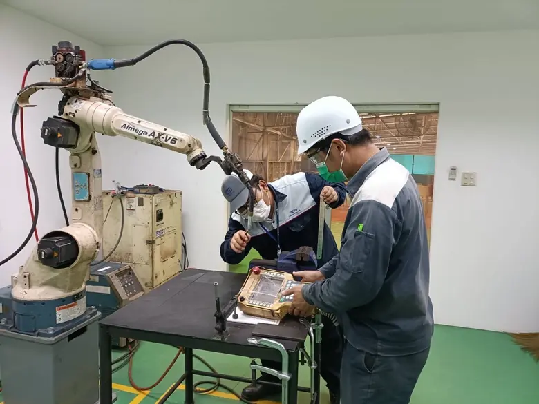 สถาบันพัฒนาบุคลากรในอุตสาหกรรมยานยนต์และช...