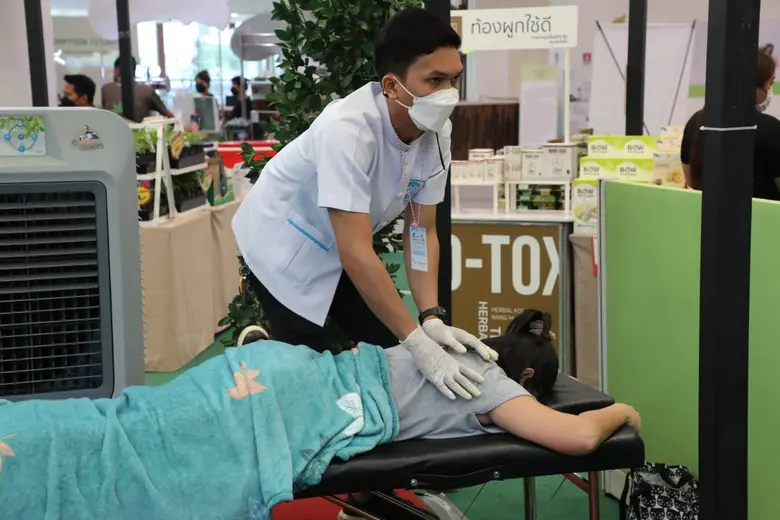 พาราไดซ์ พาร์ค ร่วมกับ วิทยาลัยการแพทย์บูรณาการ มหาวิทยาลัยธุรกิจบัณฑิตย์ เปิดงาน "อัศจรรย์การแพทย์แผนไทย และการแพทย์ทางเลือก"