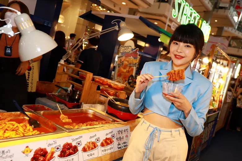 เซ็นทรัลพัฒนา ตอกย้ำผู้นำ Food destination จัดงาน "Eat - Street - Fest 2022" รวม Street food ร้านดังทั่วไทย วันนี้ ถึง 20 พ.ย. 2565