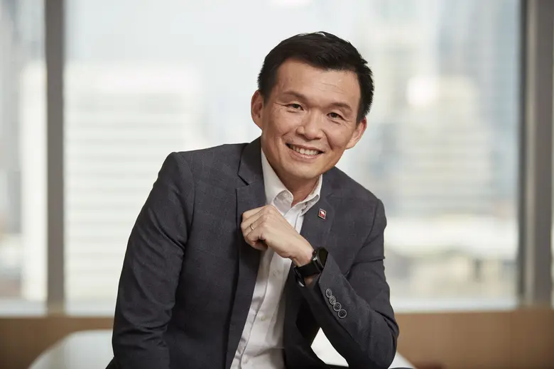 นายพอล วอง ชี คิน กรรมการผู้จัดการใหญ่และ...