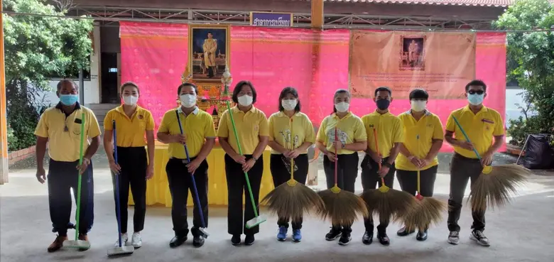 น.ส.ยุวดี เก้าเอี้ยน ผู้อำนวยการสำนักงานพ...