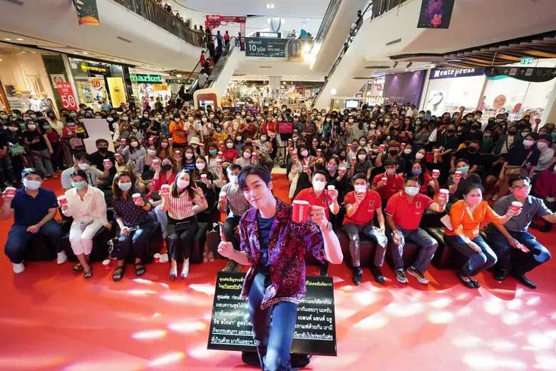 เนสกาแฟ แจกยิ่งใหญ่ "เนสกาแฟ เบลนด์ แอนด์ บรู ริช อโรมา" สูตรใหม่ 5 ล้านแก้วทั่วไทย