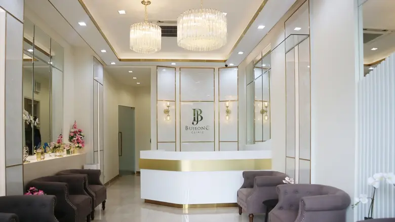 พูจอง คลินิก เปิดยิ่งใหญ่ Flagship Store 'Bujeong clinic' บนถนนพระราม 9 ตอบรับธุรกิจศูนย์ความงามไทยโตสวนกระแส รองรับบริการศัลยกรรมตั้งเป้าขยาย 30 สาขา