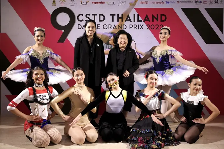 นางสาววัลลภา ปัจฉิมสวัสดิ์ ผู้แทนสถาบัน T...