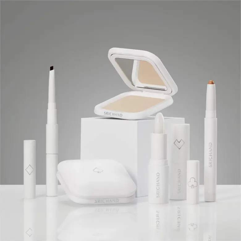 ดูดีอย่างมั่นใจ เมคอัพยุคใหม่ ที่คิดมาเพื่อรองรับความหลากหลายในสังคม ! SRICHAND ACE OF COLLECTION เป็นตัวเองให้สุด! ในแบบที่เราอยากเป็น