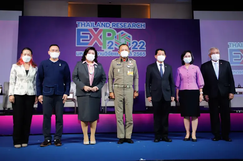 วว. ร่วมกิจกรรม "Co-Creation รวมพลังงานวิจัยและนวัดกรรม สร้างเศรษฐกิจและสังคมเพื่อพื้นที่และท้องถิ่น" เนื่องในงานมหกรรมงานวิจัยแห่งชาติ ประจำปี 2565