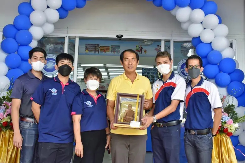 นายธวัชชัย พุฒิพิริยะ กรรมการผู้จัดการ แล...