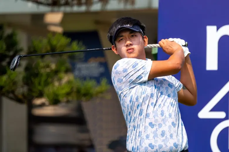 อติรุจ วินัยเจริญชัย หวดเพิ่มอีก 4 อันเดอ...