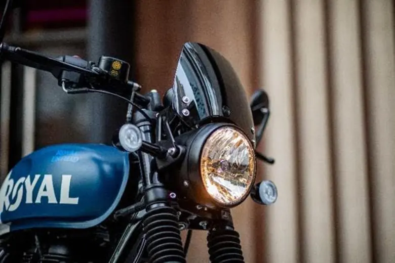 รอยัล เอ็นฟีลด์ เปิดตัวรถจักรยานยนต์ Hunt...