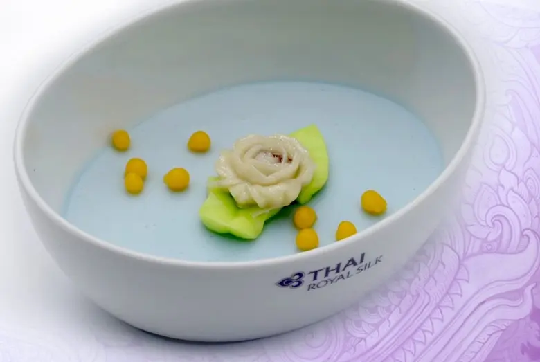 การบินไทยเสิร์ฟเมนูพิเศษเฉลิมฉลองวันแม่แห่งชาติ