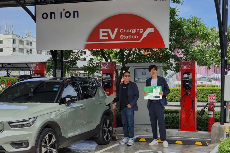 นายโทรณ หงศ์ลดารมภ์ Head of EV Charger Bu...