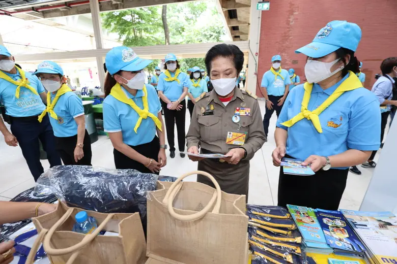 ก.แรงงาน ร่วมออกบูธกิจกรรมจิตอาสาพระราชทาน สร้างอาชีพ สร้างรายได้ เพื่อคนไทยมีงานทำ เนื่องใน"วันแม่แห่งชาติ"