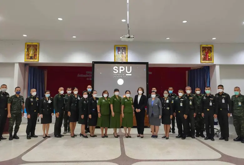 ผศ.เจียมจิต สุวรรณน้อย คณบดีคณะนิติศาสตร์...