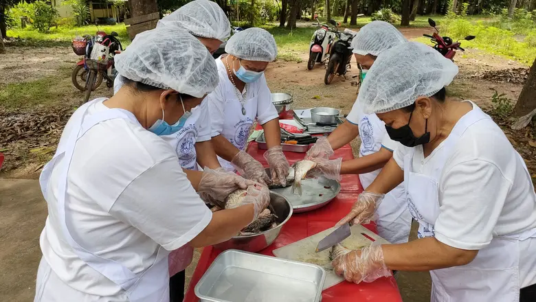 สำนักงานพัฒนาฝีมือแรงงานหนองคาย ดำเนินการจัดฝึกอบรมตามโครงการฝึกอบรมแรงงานผู้สูงอายุเพื่อเพิ่มโอกาสในการประกอบอาชีพ หลักสูตรการฝึกอาชีพเสริม สาขาเทคโนโลยีการแปรรูปผลิตผลทางการเกษตร