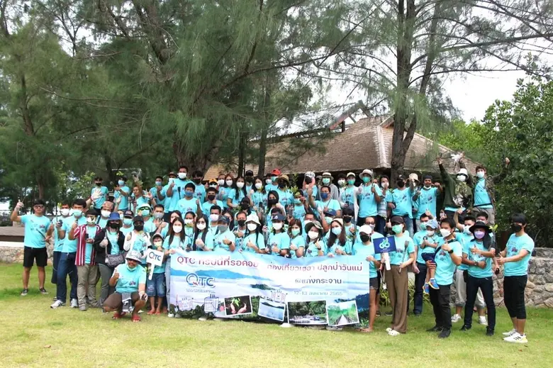 คุณสุรีพร มิตรธรรมณะ ผู้ช่วยกรรมการผู้จัด...