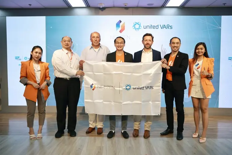 Platinum Partner : คุณเสรี สาธุกิจชัย ประ...