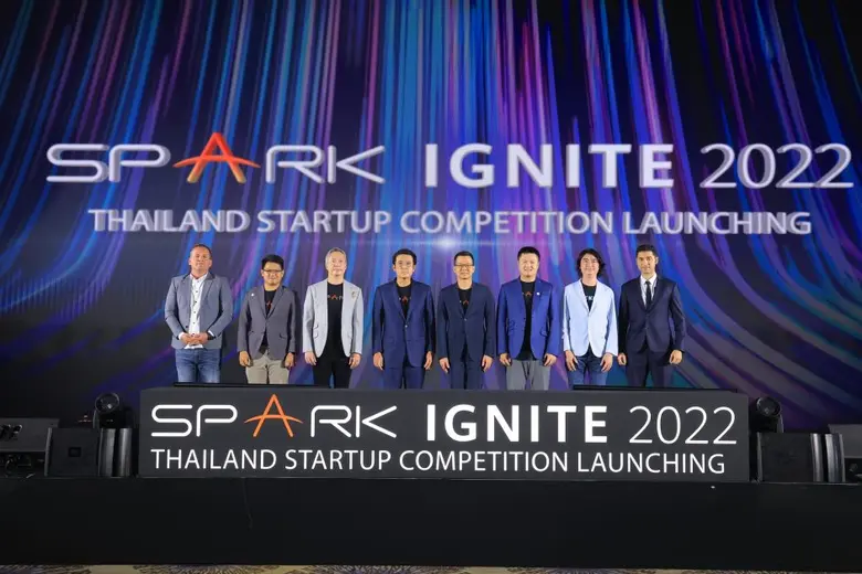 ในขณะที่การเปลี่ยนผ่านสู่ยุคดิจิทัลกำลังเ...