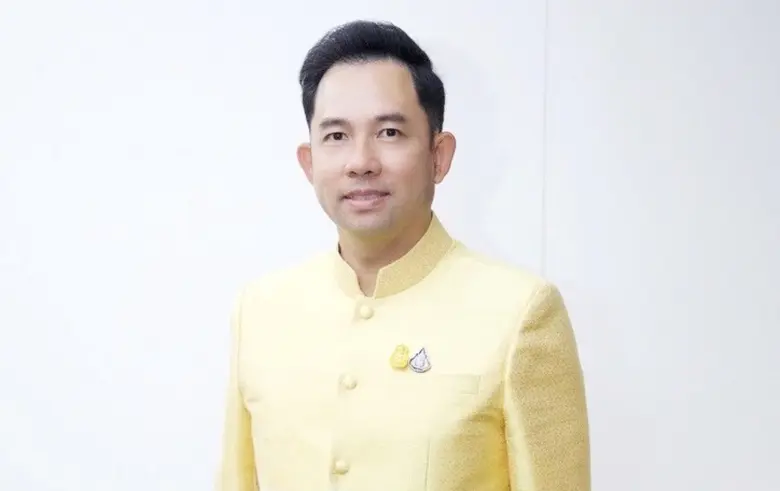 นายอิทธิพล คุณปลื้ม รัฐมนตรีว่าการกระทรวง...