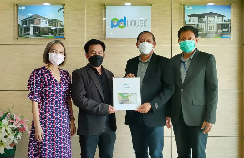 คุณสมศักดิ์ สุขวารี ประธานเจ้าหน้าที่บริห...