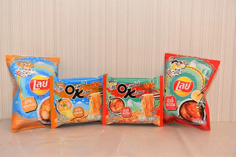 มาม่าโอเค มาพร้อมเลย์ 2 รสชาติใหม่ "ชิลลี่แครบ - มิโซะบัตเตอร์" กับแคมเปญใหม่ "จอยรสชาติอร่อยข้ามจักรวาล"