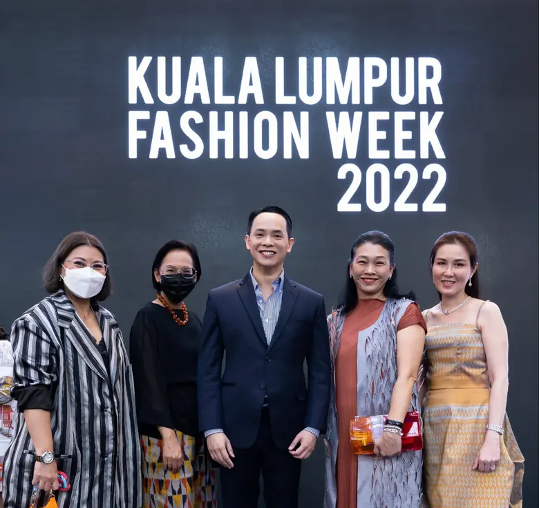 "สยามพิวรรธน์" ผู้พัฒนาอสังหาริมทรัพย์และ...