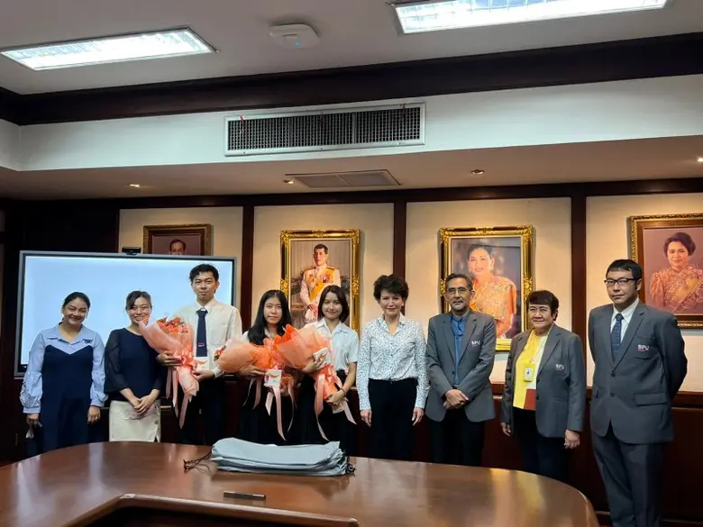 3 นศ. เก่ง! ภาษาญี่ปุ่นเพื่อการสื่อสารธุรกิจ ม.ศรีปทุม เข้ารับโอวาทอธิการบดี GO INTER เข้าศึกษาแลกเปลี่ยนเรียนรู้ มหาวิทยาลัยในญี่ปุ่น