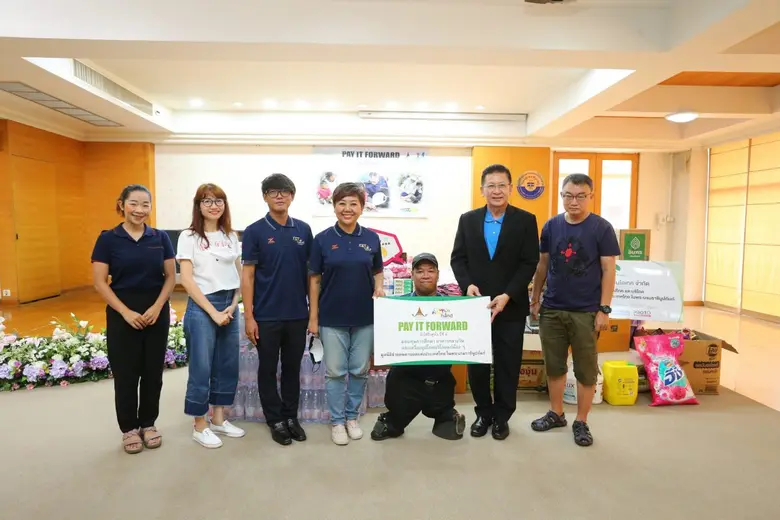 เอกชัย วรรณแก้ว ศิลปินไร้แขนนักสร้างแรงบั...