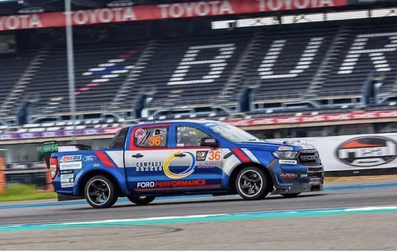 คอมแพ็ค เบรก แสดงความยินดีกับ "ชานนท์ รจนา" คว้าแชมป์ศึกประลองความเร็วรถยนต์ทางเรียบ B-Quick Thailand Super Series 2022