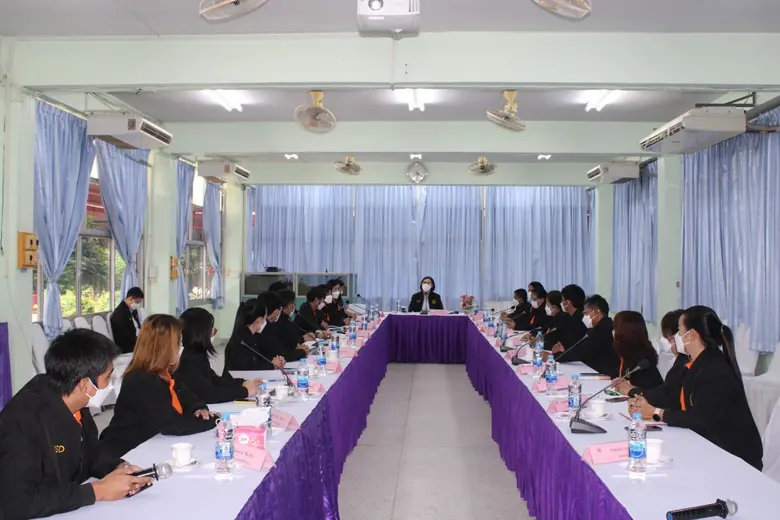 นางวีรยา รัตนนิตย์ ผู้ตรวจราชการกรมพัฒนาฝ...